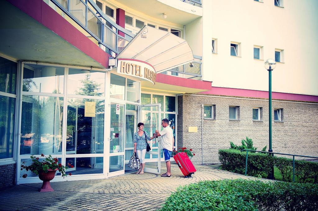 Hotel Nagyerdo Дебрецен Екстер'єр фото